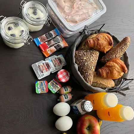 The Little White House 住宿加早餐酒店 3*