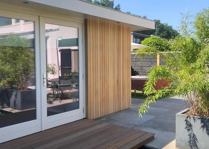 The Little White House 3* Twello